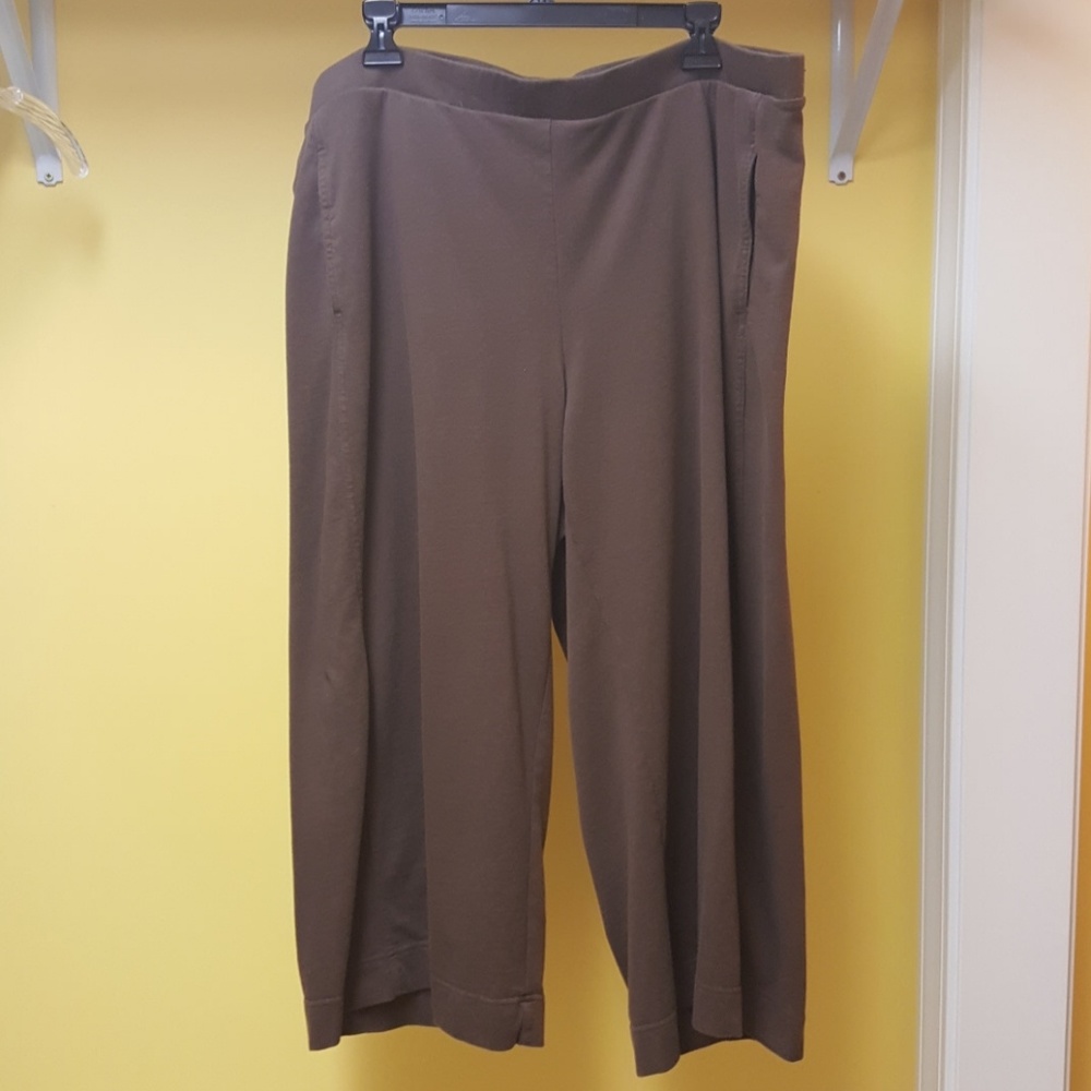 J Jill Cotton Pointe Brown capris XL.